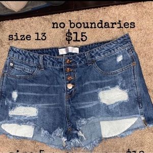 No Boundaries jean shorts. Size 13